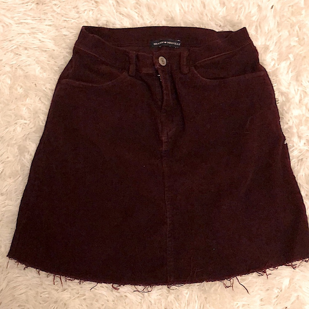 Brandy Melville maroon skirt